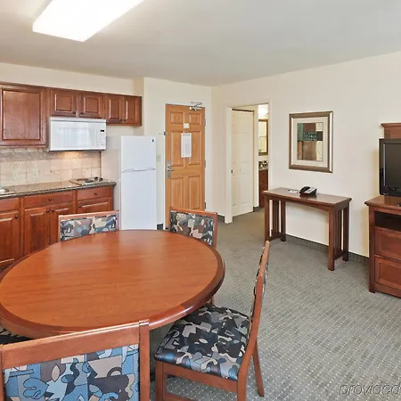 Staybridge Suites Wichita By Ihg Room photo